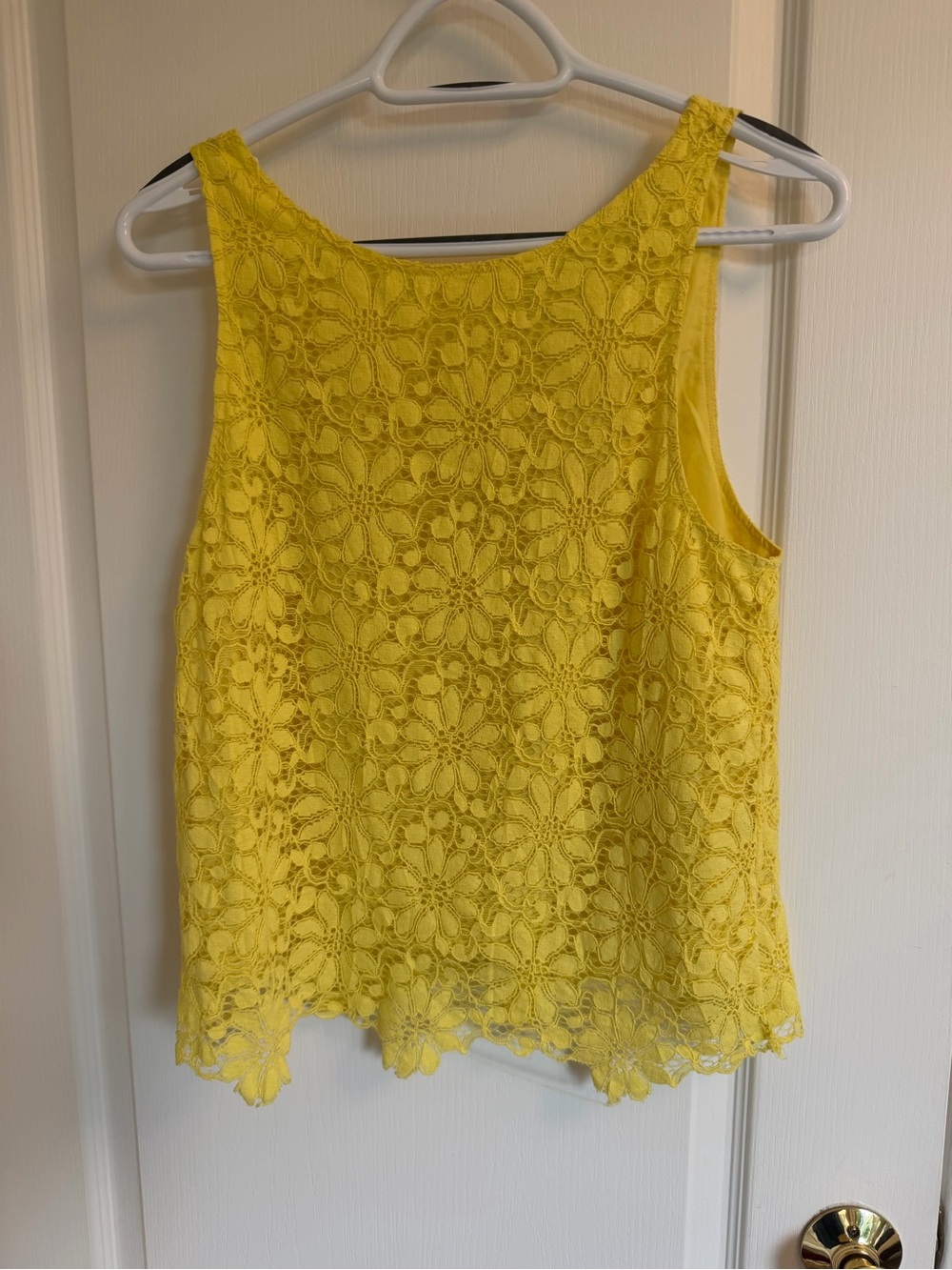 BB Dakota Yellow Floral Lace Sleeveless Top – Size S - Picture 2 of 9